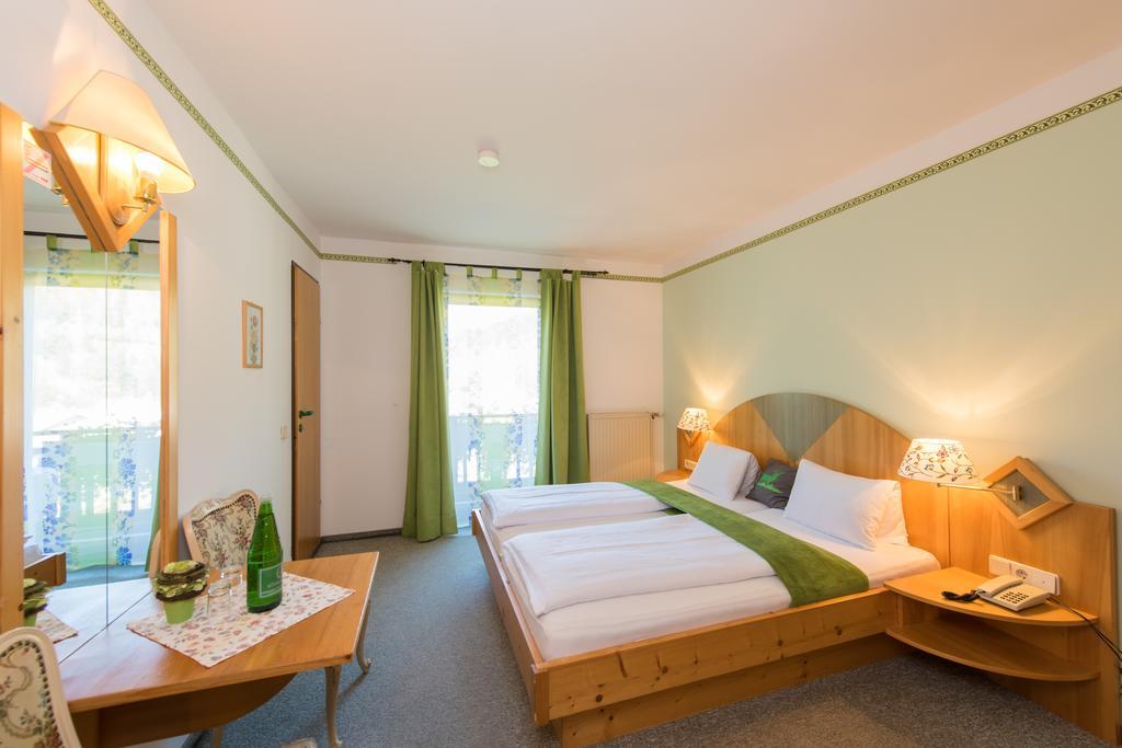 Hotel Moelltalerhof Рангерсдорф Номер фото